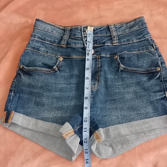 Aeropostale super high rise midi denim shorts size 6 - Picture 2 of 6